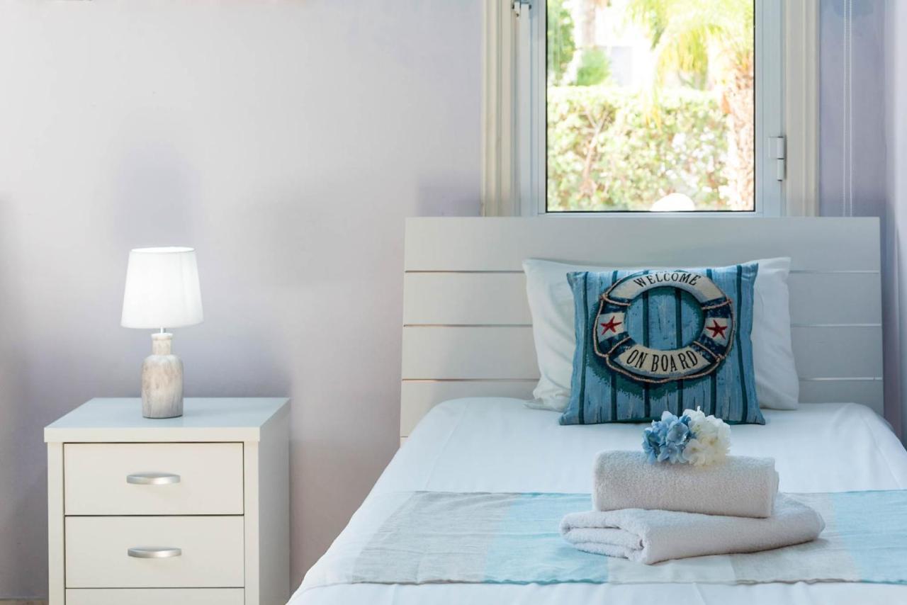 Tequila Sunrise By Ezoria Villas Coral Bay Ngoại thất bức ảnh